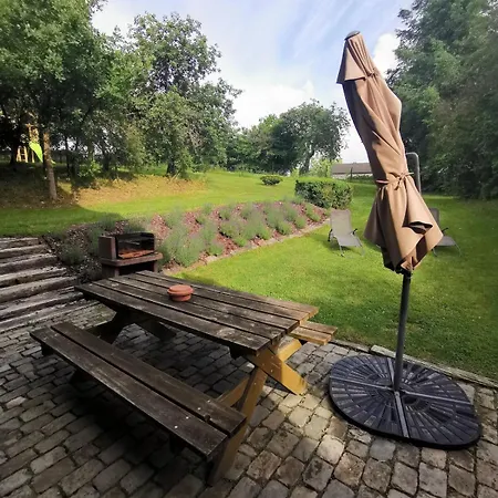 Au Vieux Pommier *